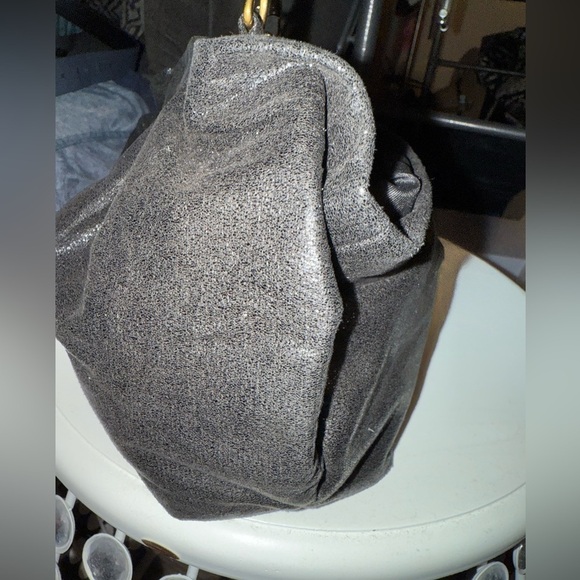 - ANTHROPOLOGIE JORY RUFFLE BLACK CLUTCH WITH DETACHABLE GOLD CHAIN - Picture 10 of 12